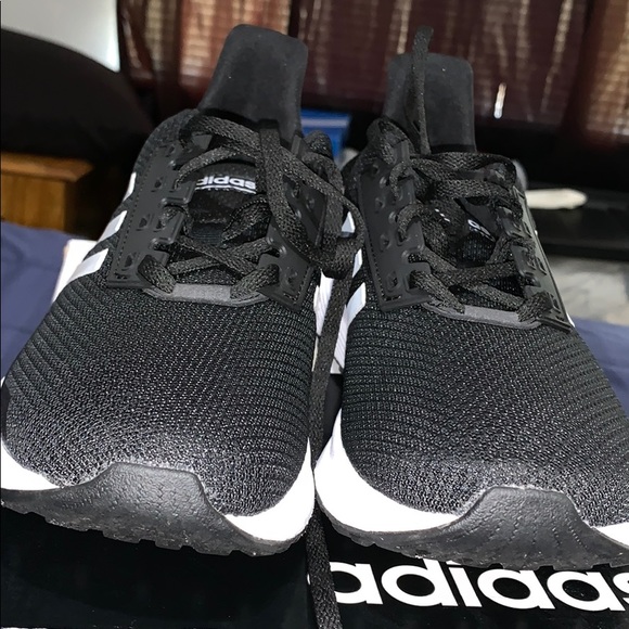 Adidas sneakers - Picture 5 of 5